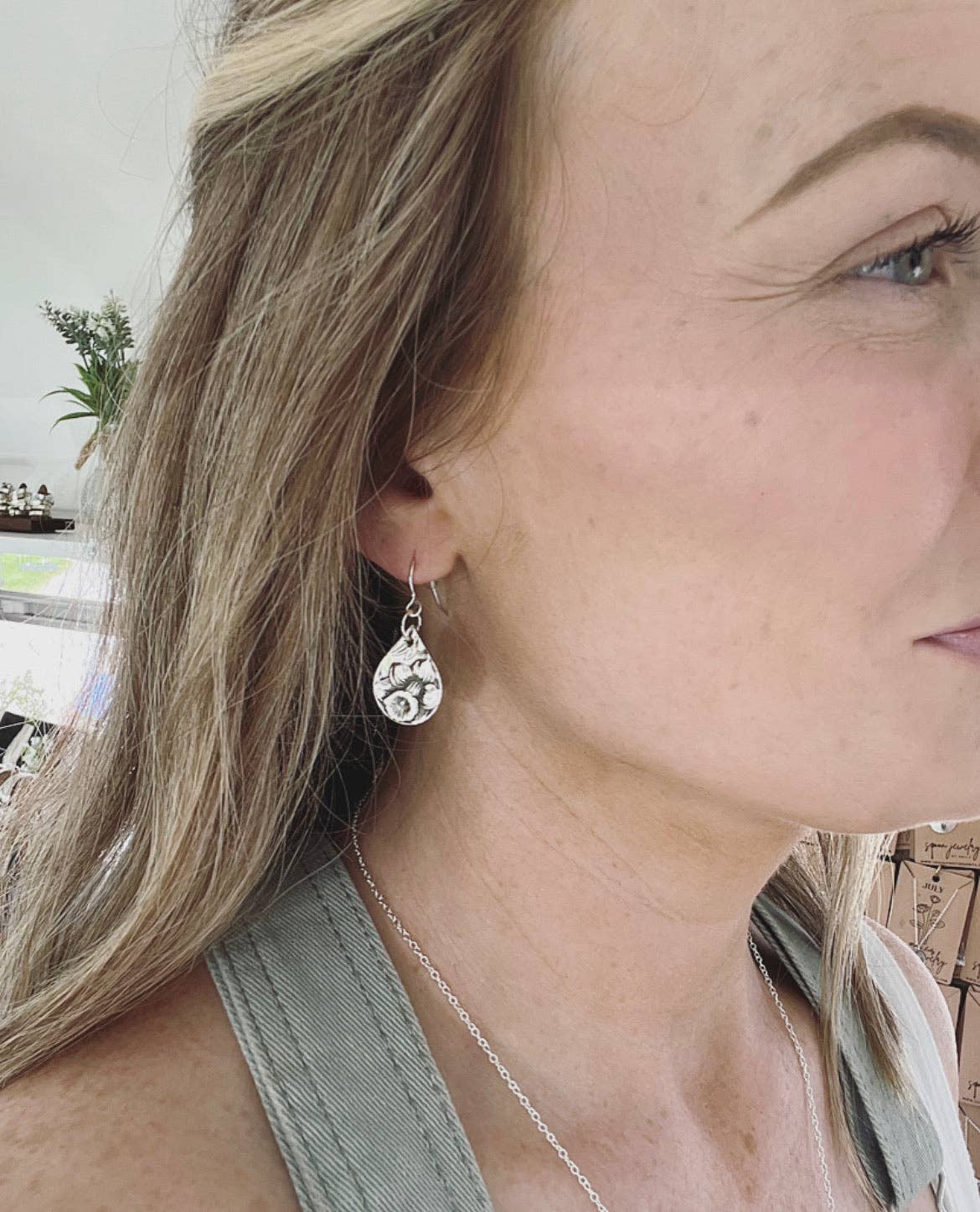 Dainty Daffodil 1950 Earrings - A Taste of Kentucky