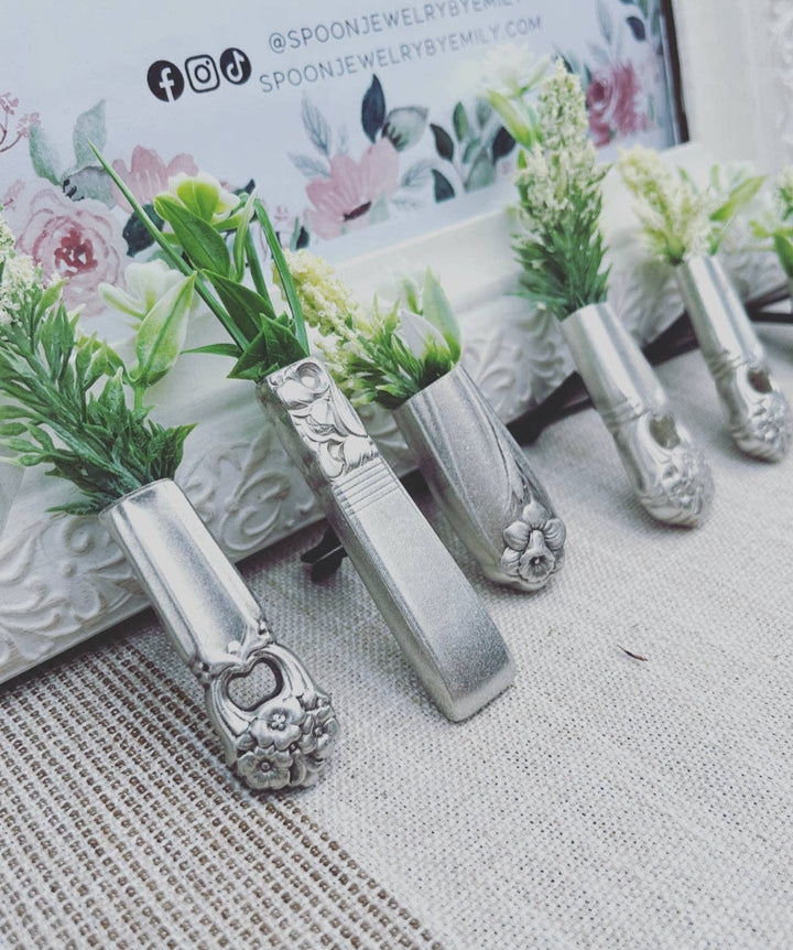 Vent Clip Bud Vase - A Taste of Kentucky