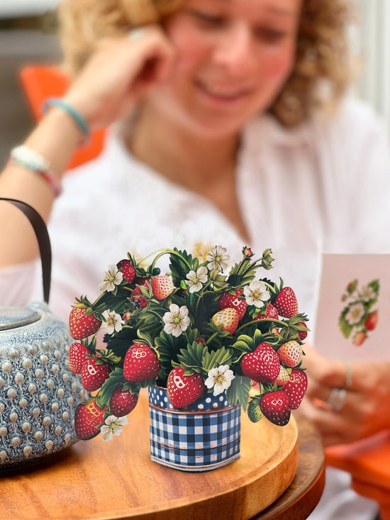 Strawberry Blossom Pop-Up Bouquet – 3D Paper Flowers Gift - A Taste of Kentucky