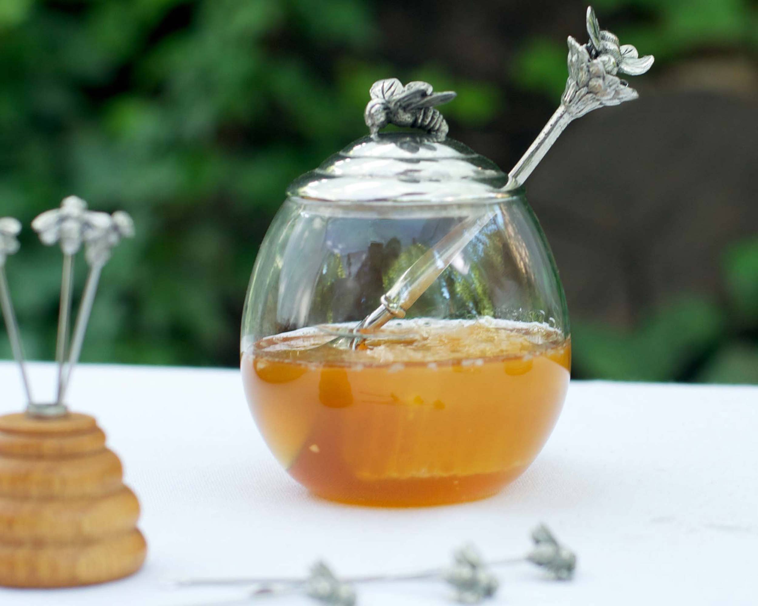 Bee Glass Honey Pot with Spoon - A Taste of Kentucky