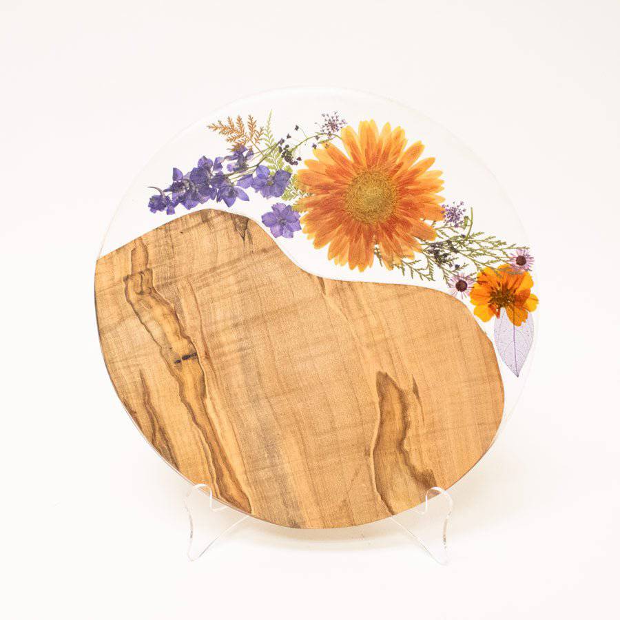 Flower Resin Cutting Board - A Taste of Kentucky