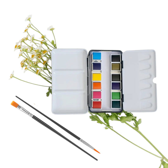 Christmas Watercolor Gift Bag | Workbook, Mini Paint Palette & Brushes